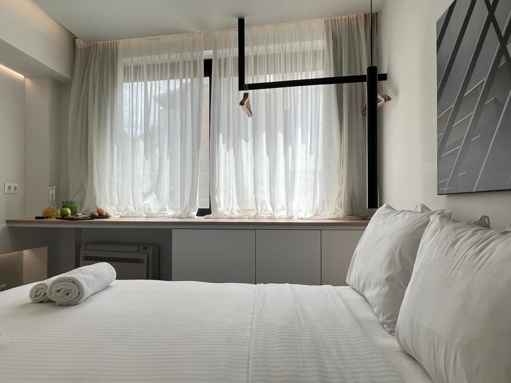 The Dazzling Glimpse Acropolis Suites Ateny Zewnętrze zdjęcie