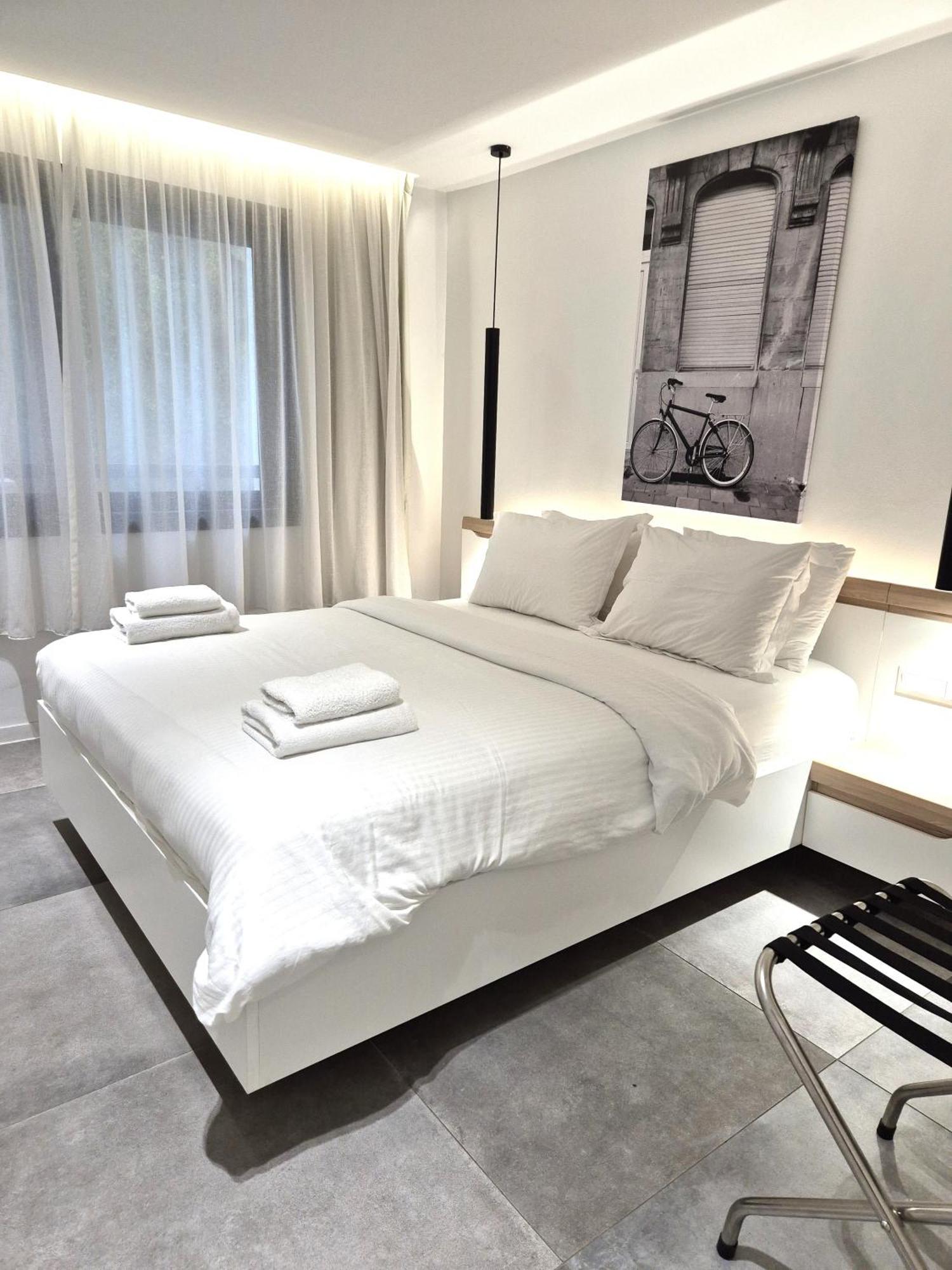 The Dazzling Glimpse Acropolis Suites Ateny Zewnętrze zdjęcie